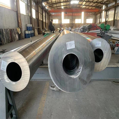 Grade Round and Square Stainless Steel Pipe in Various Sizes and Shapes Supplied by China with nice price